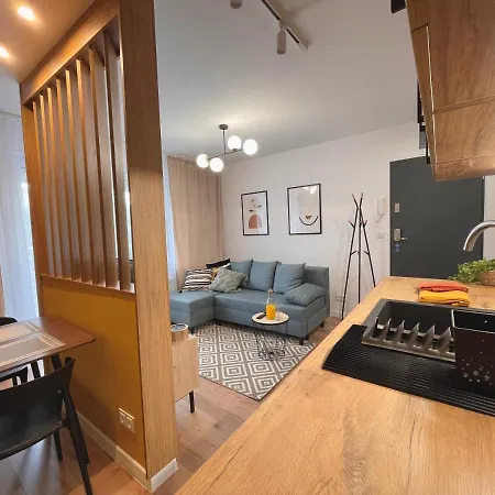 Apartament Za Ratuszem - Z Balkonem Радом Екстер'єр фото